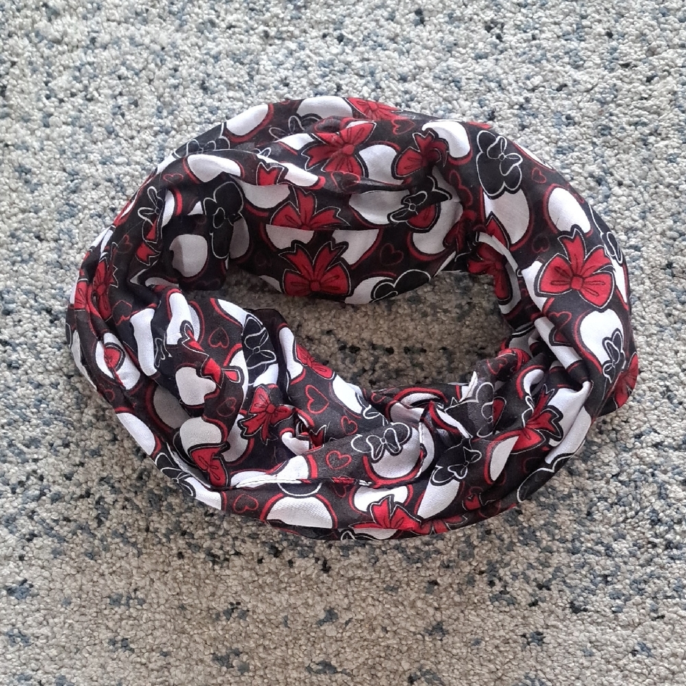 Source Unknown Red and Black Floral Scarf